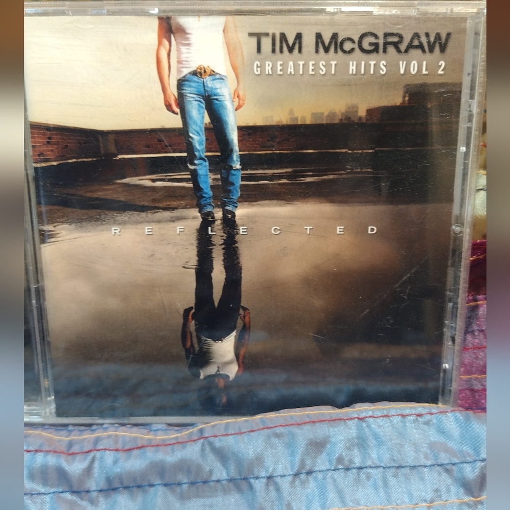 2 Tim McGraw cds - Picture 4 of 5